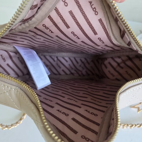 New ALDO Capelin Star quilted crossbody handbag - Picture 7 of 8